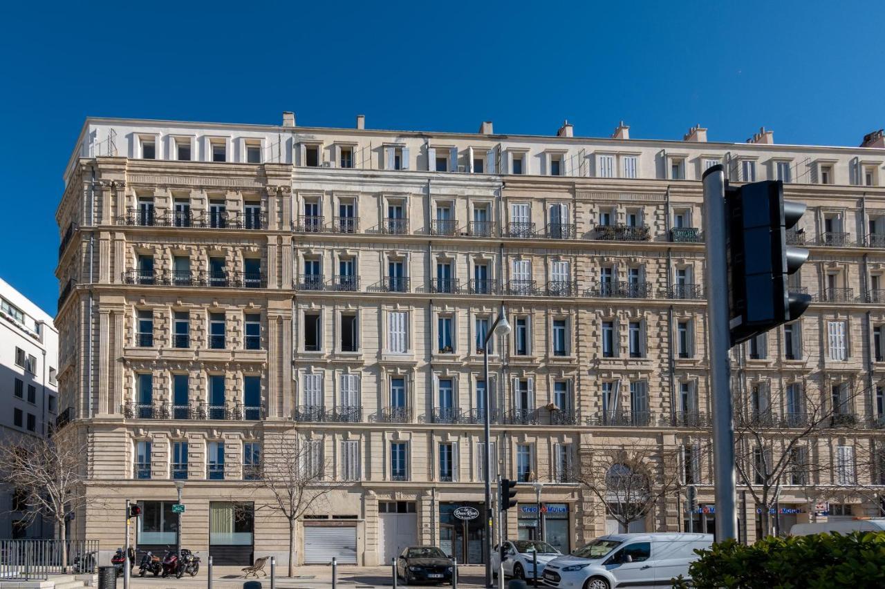 A 50m Et Face A La Mer, Proche Vieux Port -4 A 5 Pers - Classe 4 Etoiles - 80m2 Apartment *